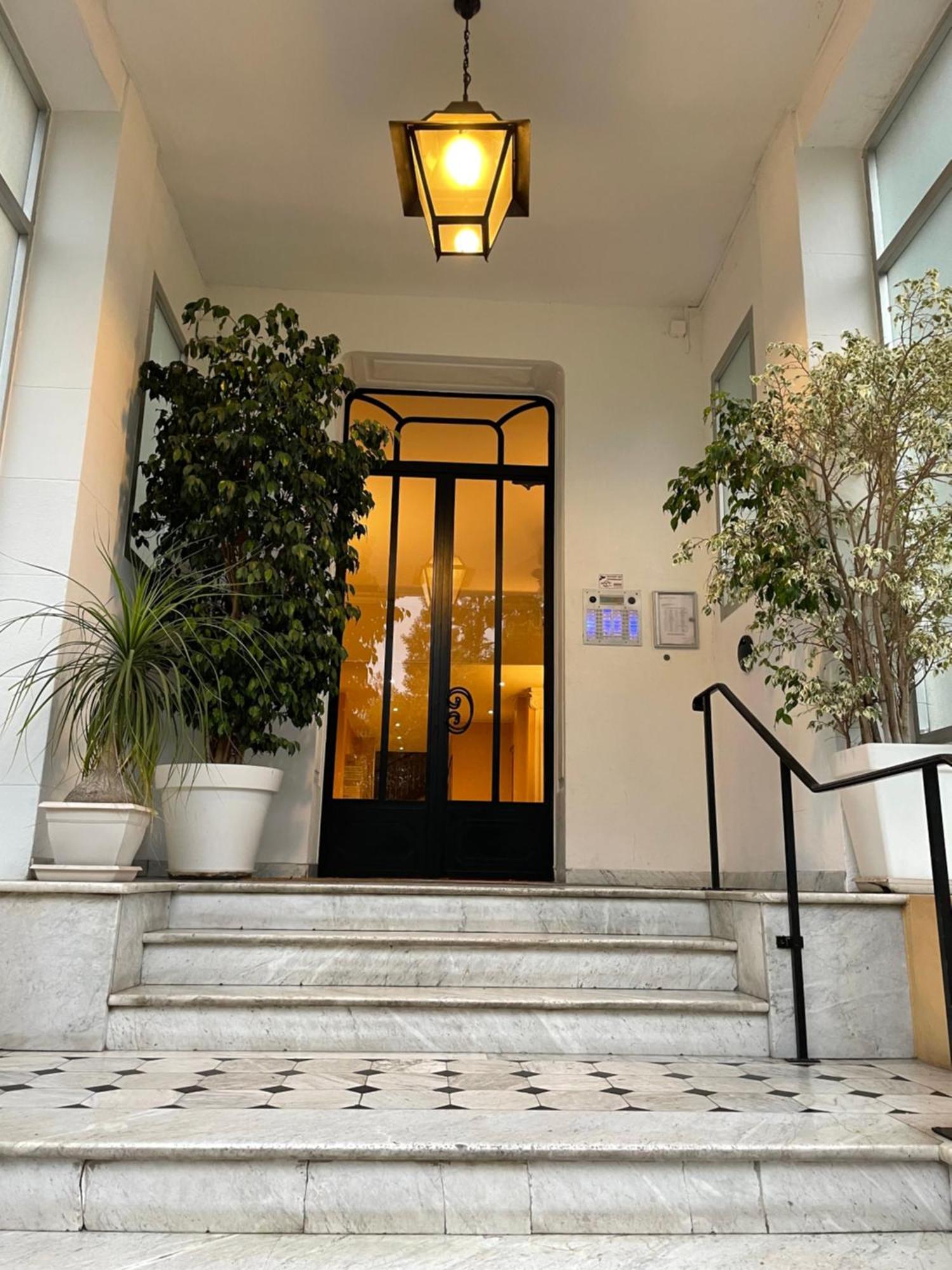 Superbe T2 Climatise Au Centre + Parking Appartamento *