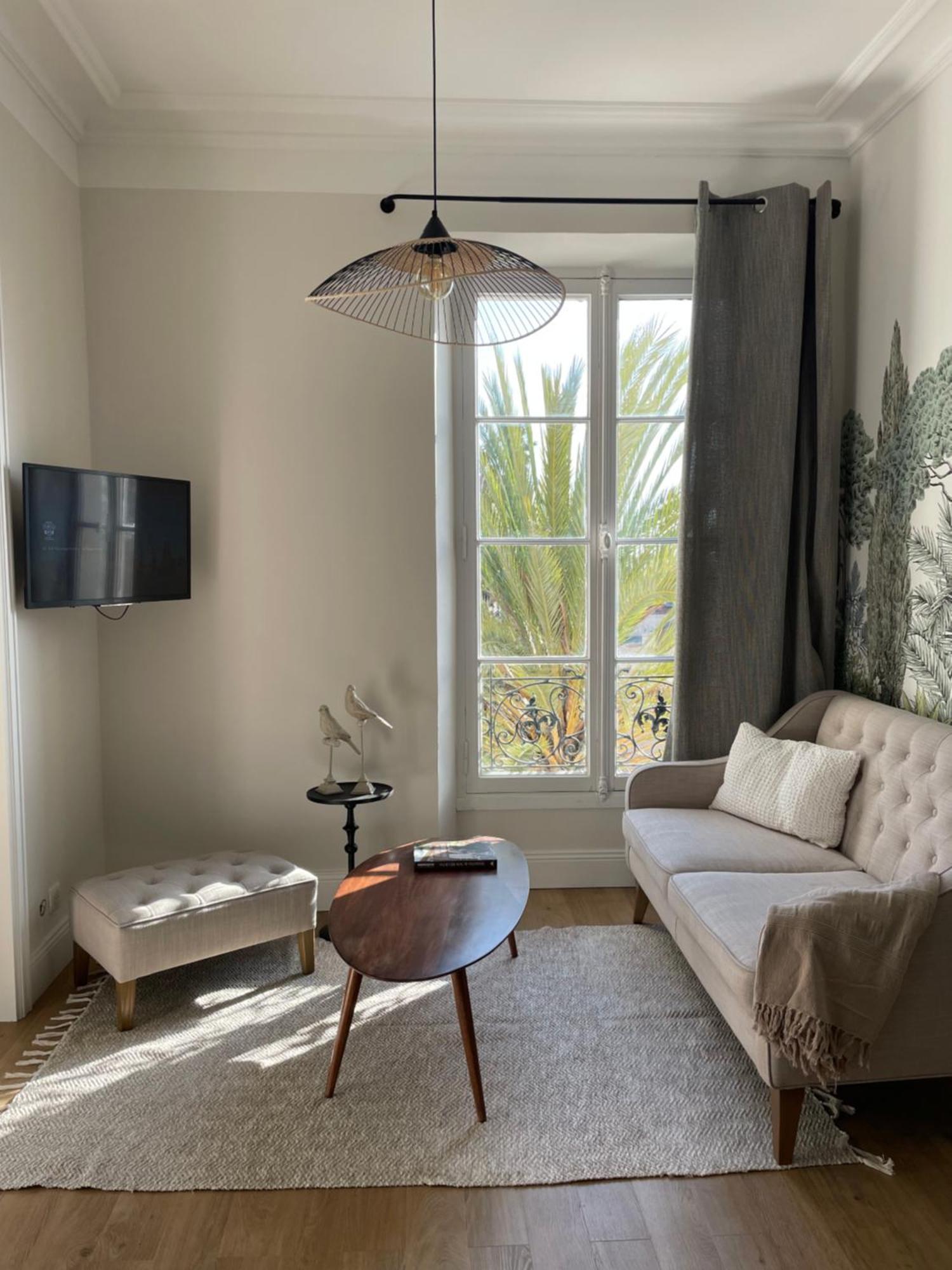 Superbe T2 Climatise Au Centre + Parking Apartamento Cannes